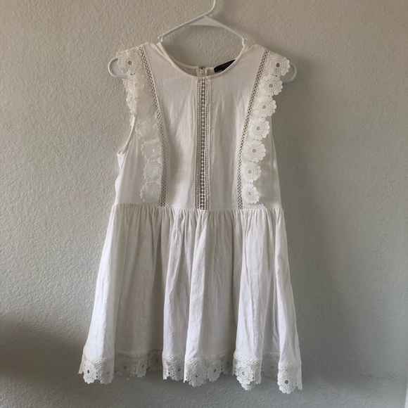 Beautiful lace blouse - Picture 2 of 6